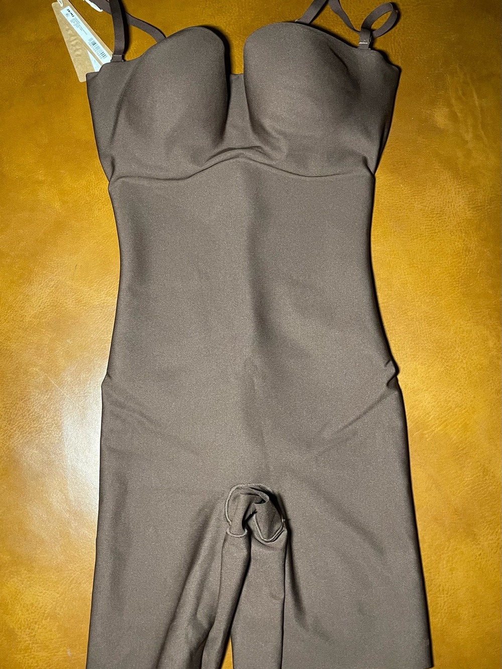 SKIMS Body Underwire Mid Thigh Bodysuit | Cocoa | Size M | NWT